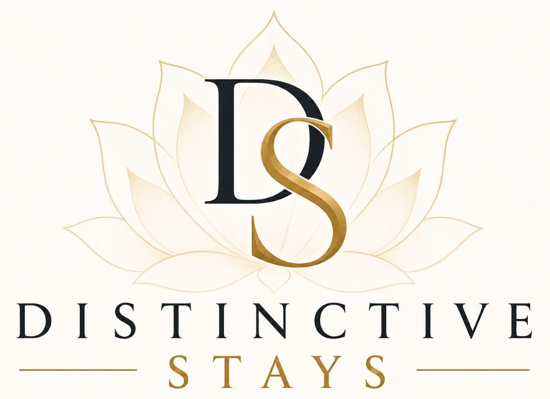 Distinctive Stays logo